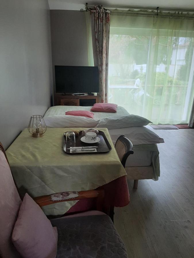 Chambre D Hotes Saint-Laurent-de-la-Barriere Екстериор снимка